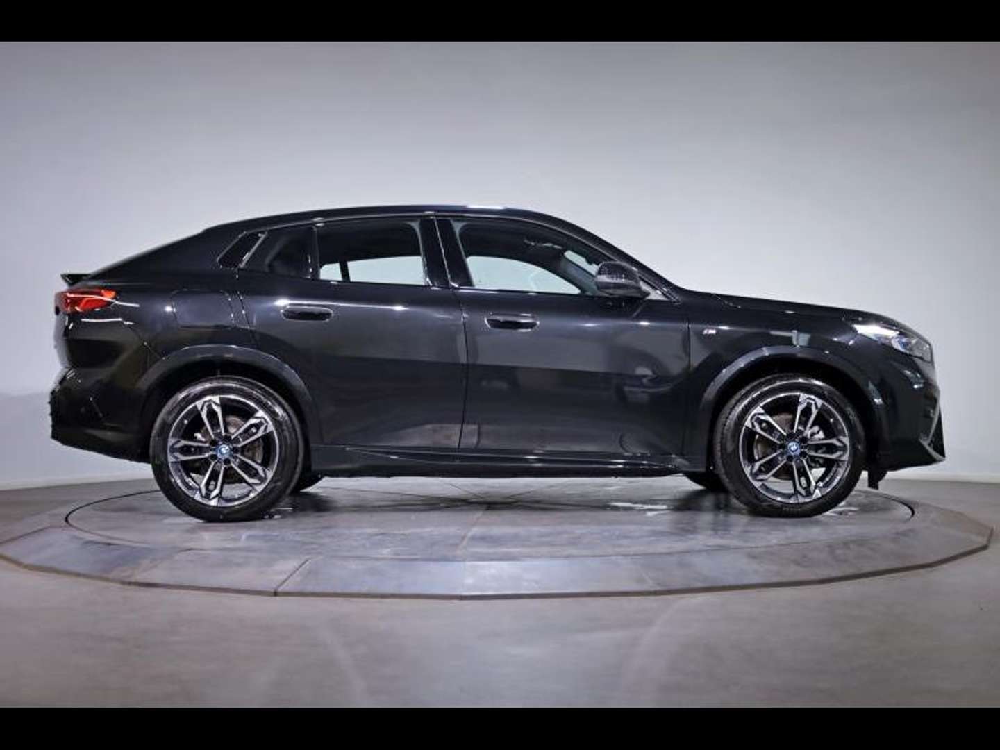 BMW IX2 M Sport EDrive20 - 2024 - Joinsteer - #3