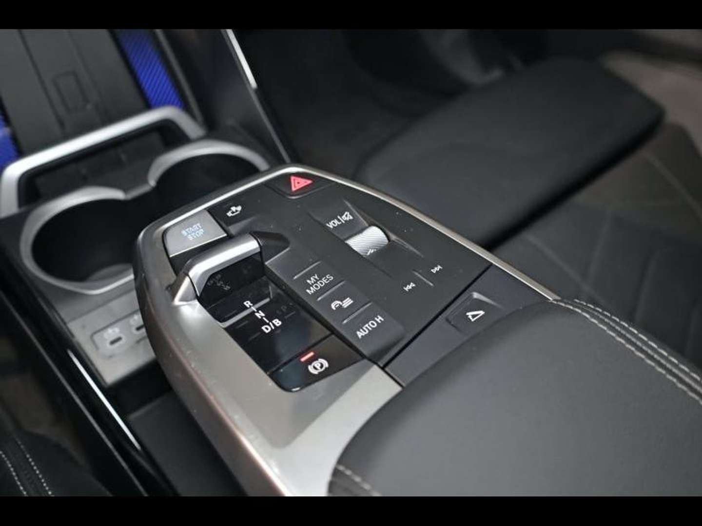 BMW IX2 M Sport EDrive20 - 2024 - Joinsteer - #9