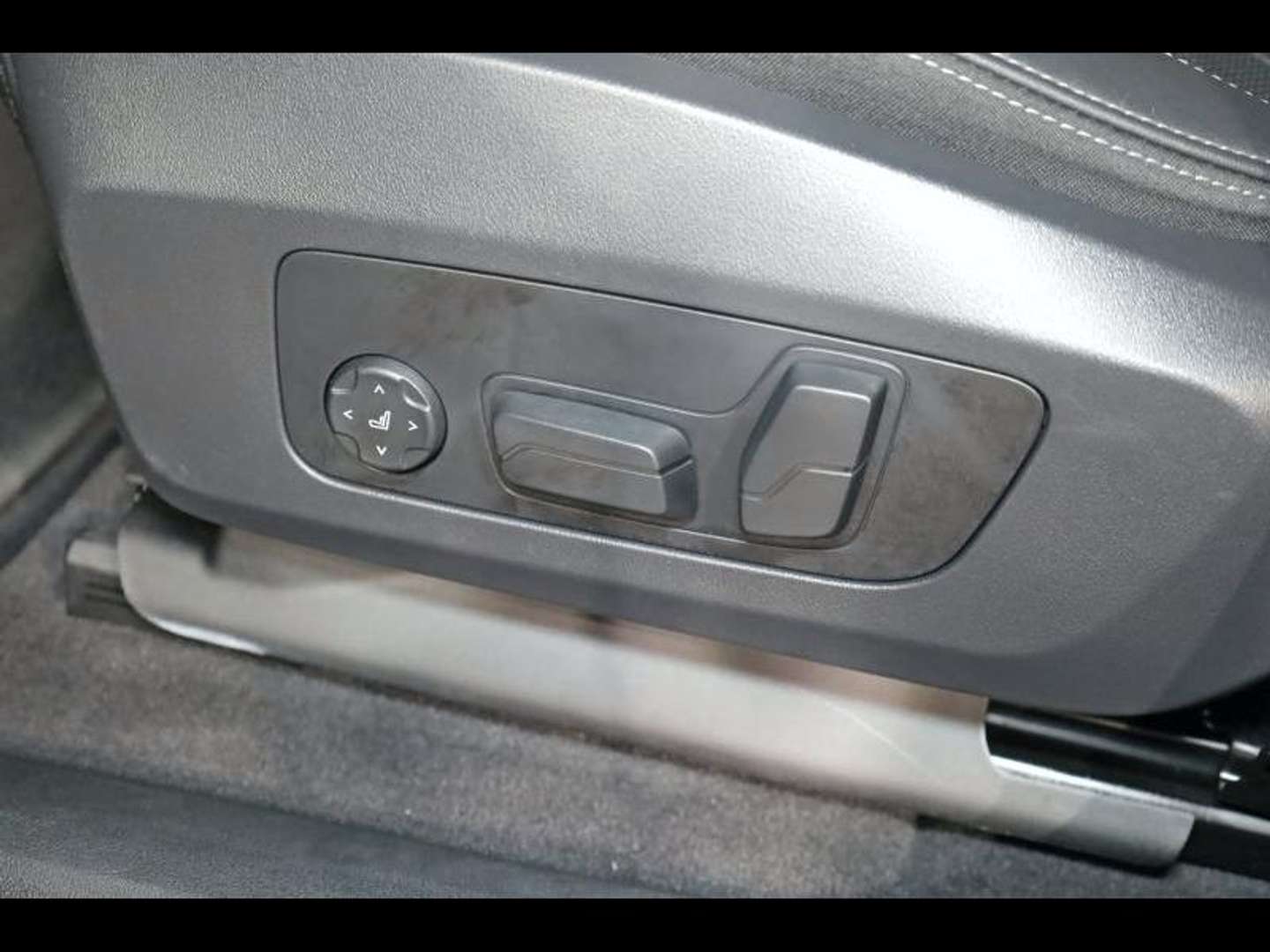 BMW IX2 M Sport EDrive20 - 2024 - Joinsteer - #17