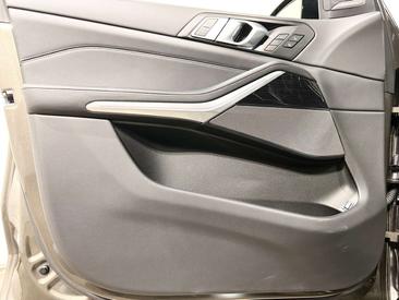 BMW X5 XDrive50e — photo 4