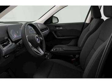 BMW X1 SDrive 18i — photo 2
