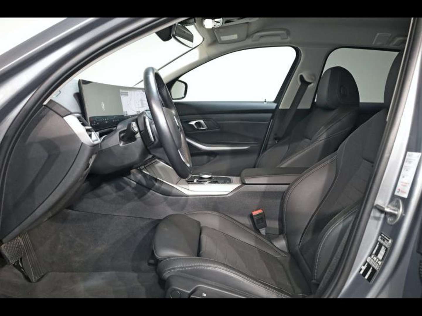 BMW Série 3 Touring 318i - 2023 - Joinsteer - #7