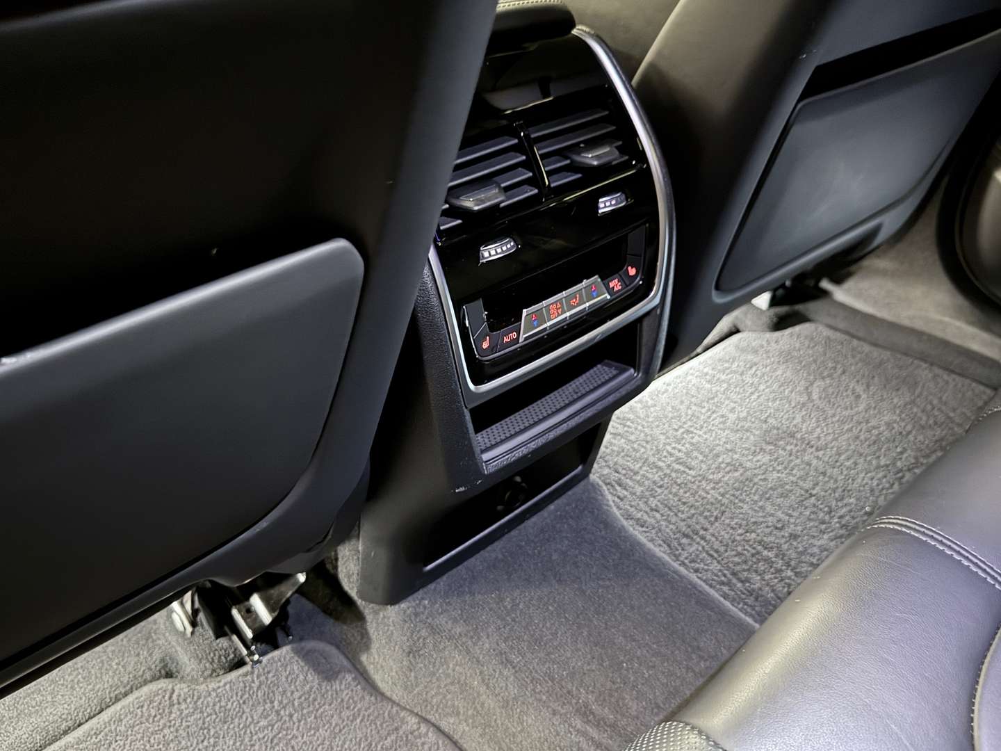 BMW X6 Noir M Competition - 2020 - Joinsteer - #23