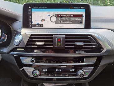 BMW X4 M40d — photo 22