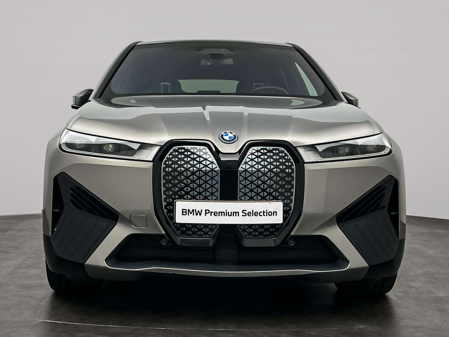 BMW IX High Executive XDrive40 - 2023 - Joinsteer - #5