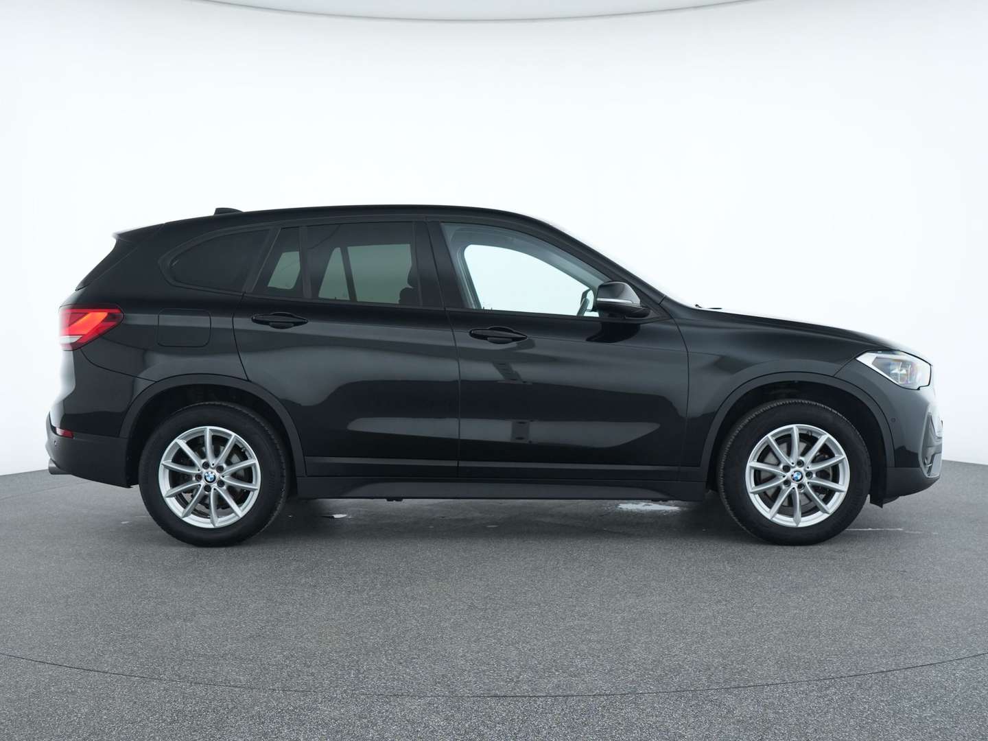 BMW X1 Advantage SDrive18d - 2022 - Joinsteer - #4
