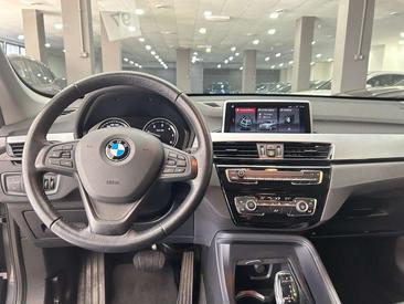 BMW X1 SDrive16d — photo 8