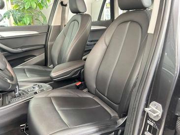 BMW X1 SDrive16d — photo 10