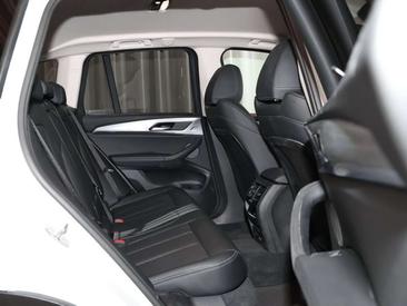 BMW X3 XDrive30e — photo 10