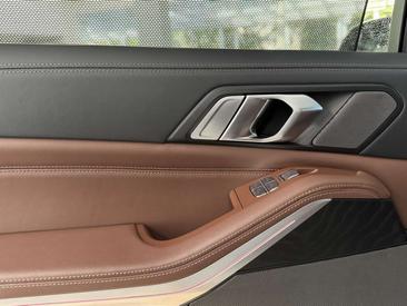BMW X7 Luxury XDrive40d — photo 14