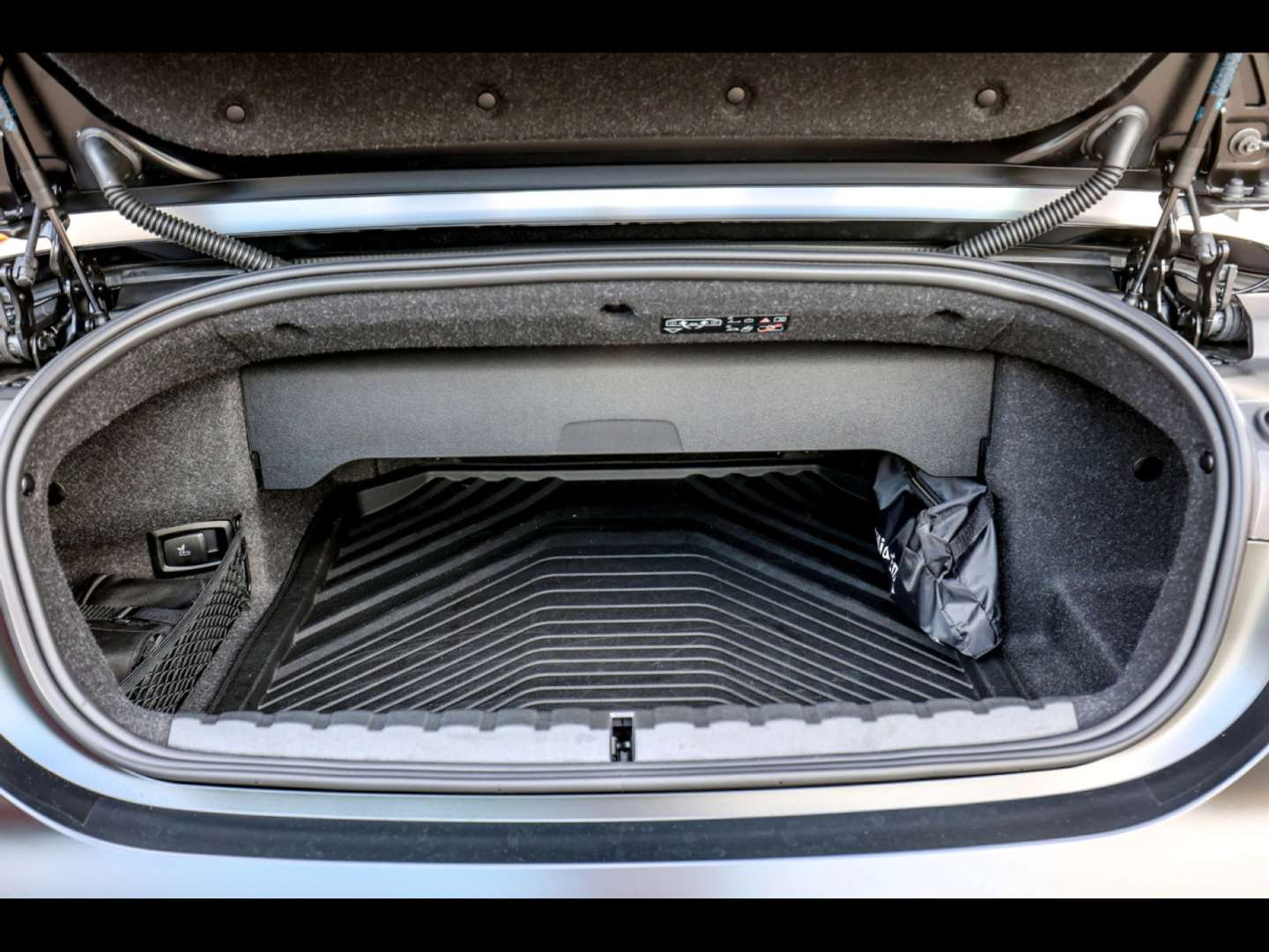 BMW M4 Cabriolet Individual M4 Competition XDrive - 2024 - Joinsteer - #16