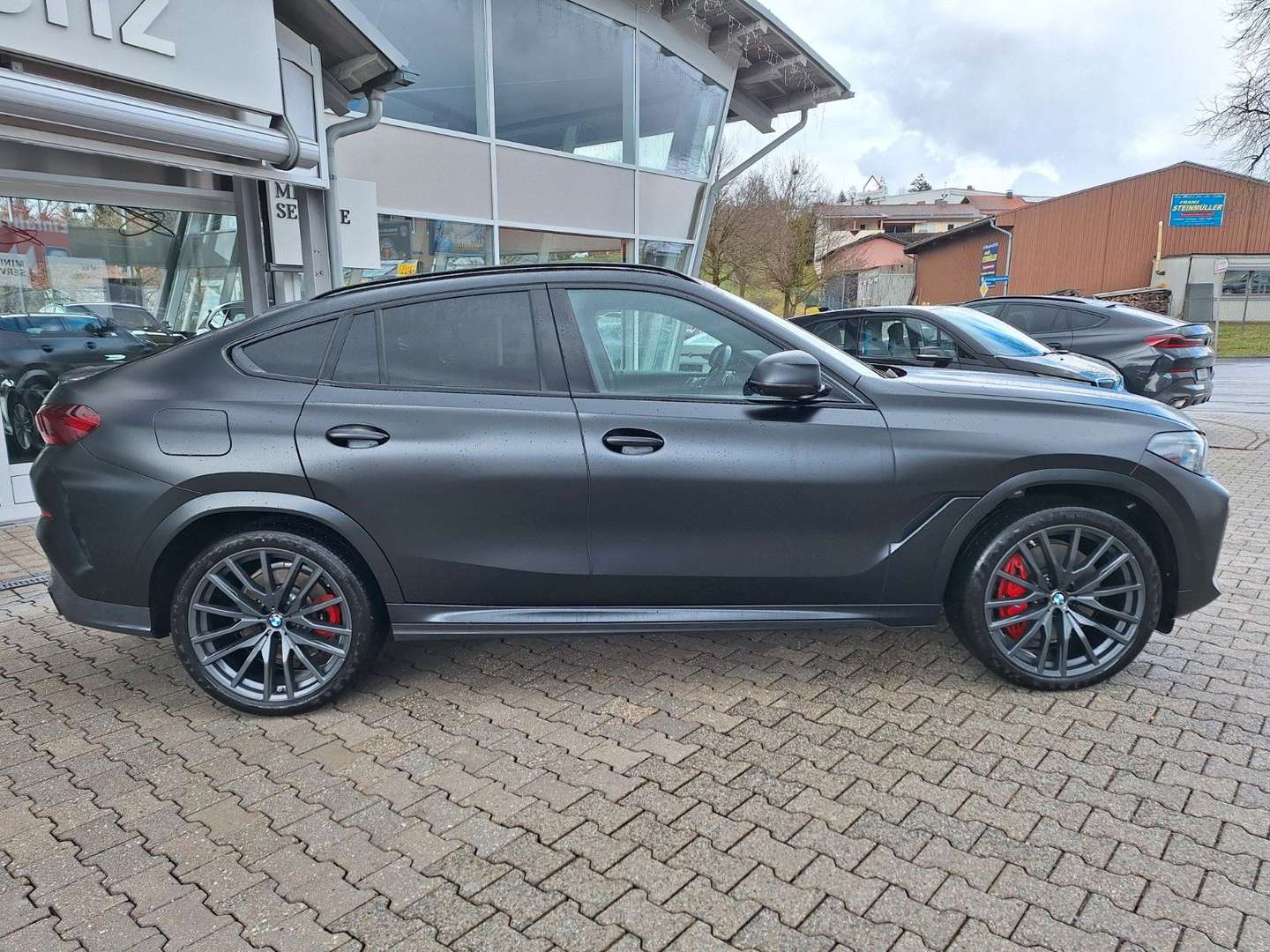 BMW X6 M50 Black Vermilion M50 I - 2022 - Joinsteer - #3