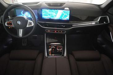 BMW X5 XDrive30d — photo 11
