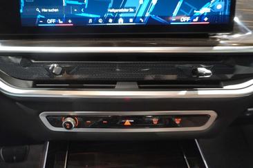 BMW X5 XDrive30d — photo 18