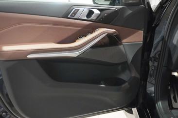 BMW X5 XDrive30d — photo 26