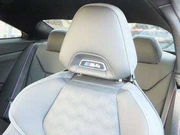 BMW M4 Competition M XDrive — photo 18
