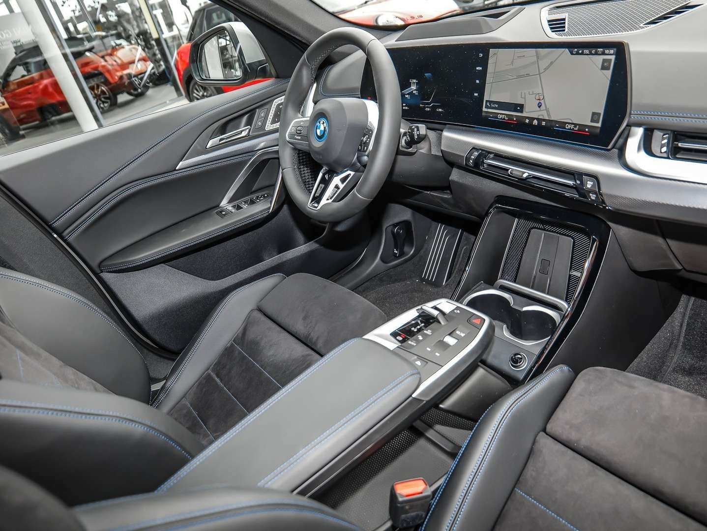 BMW IX1 M Sport EDrive20 - 2025 - Joinsteer - #4