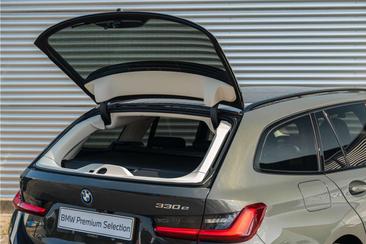 BMW Série 3 Touring 330e — photo 17