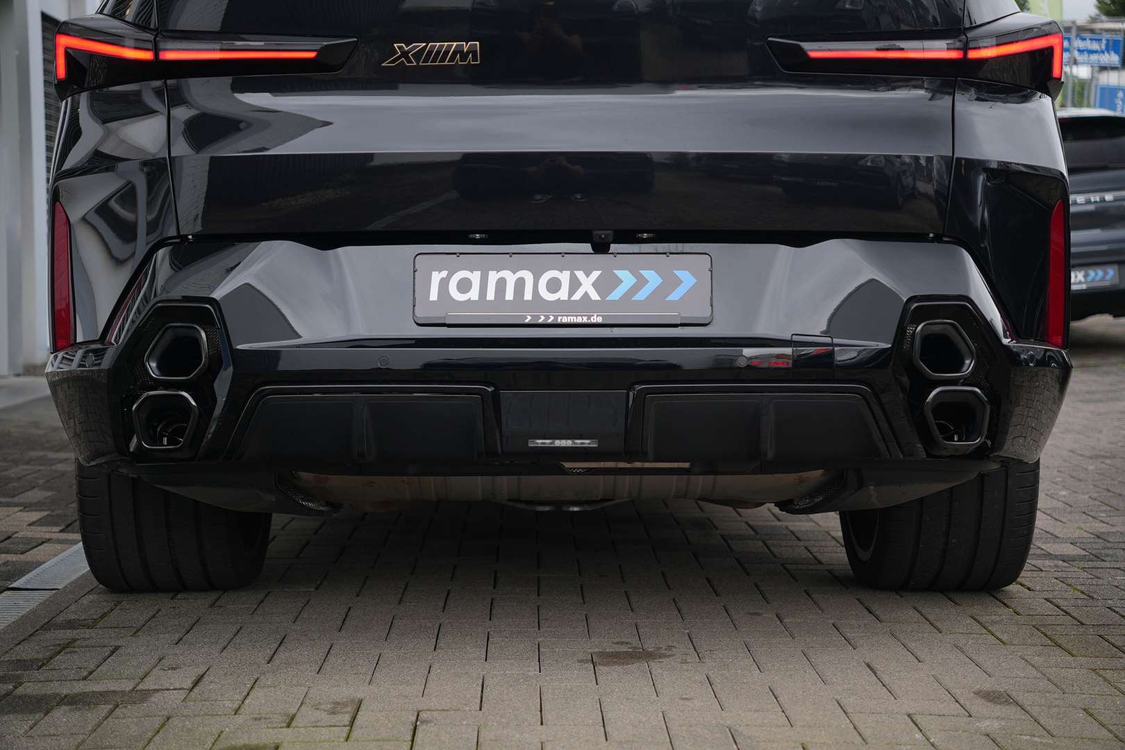 BMW XM Black Edition Électrique - 2023 - Joinsteer - #12