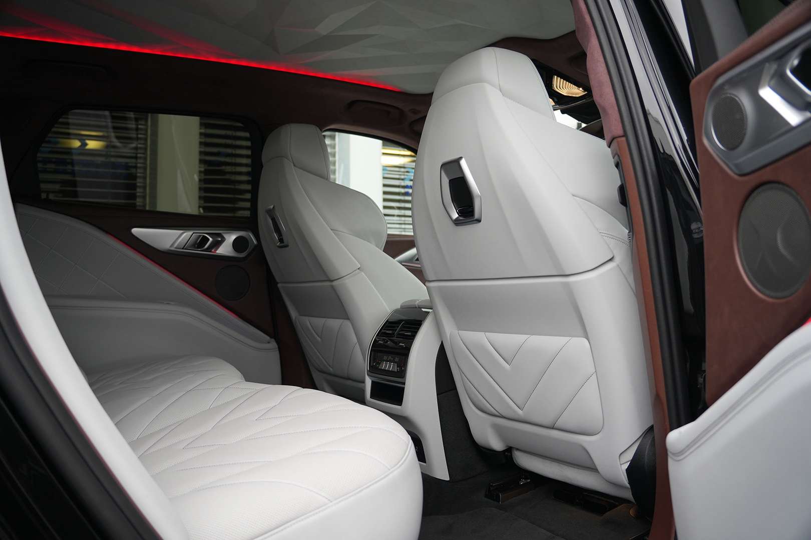 BMW XM Black Edition Électrique - 2023 - Joinsteer - #37