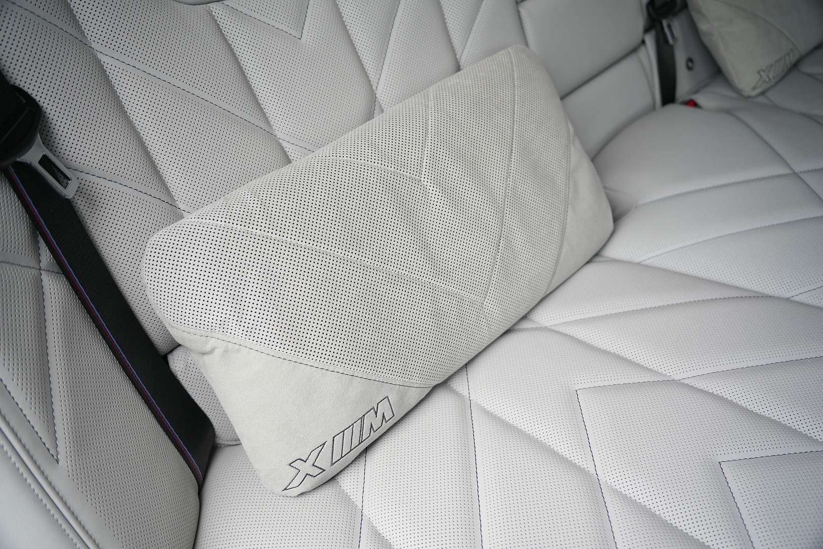 BMW XM Black Edition Électrique - 2023 - Joinsteer - #38