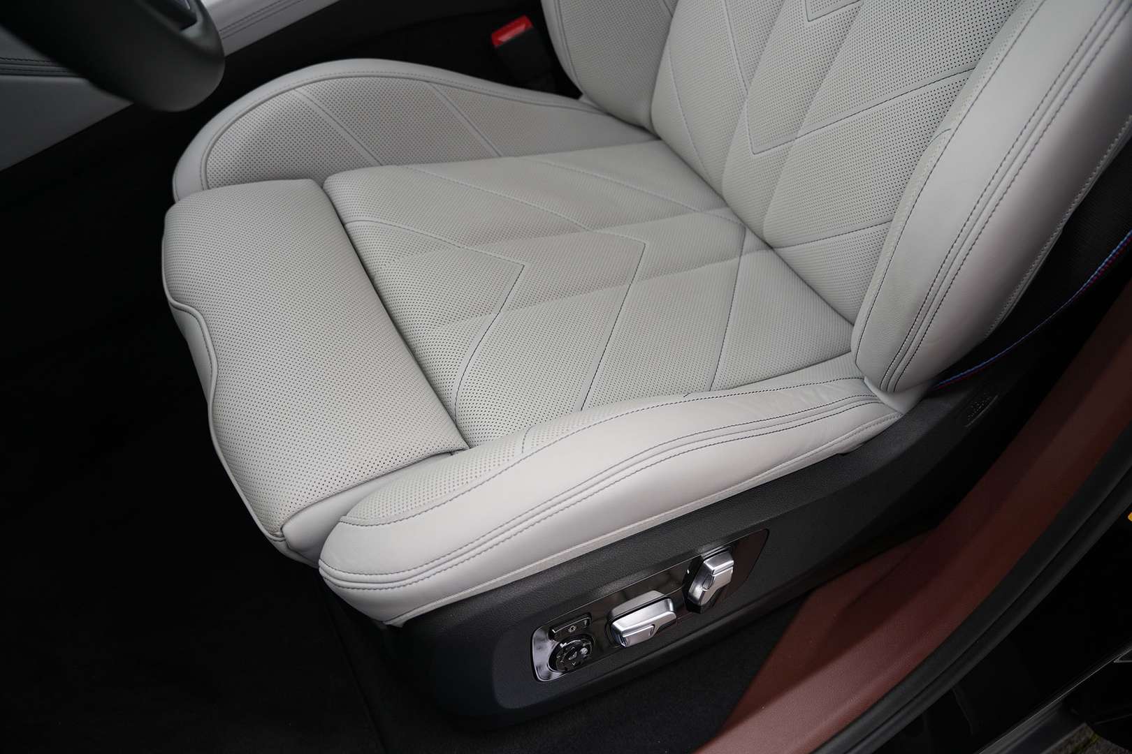 BMW XM Black Edition Électrique - 2023 - Joinsteer - #45