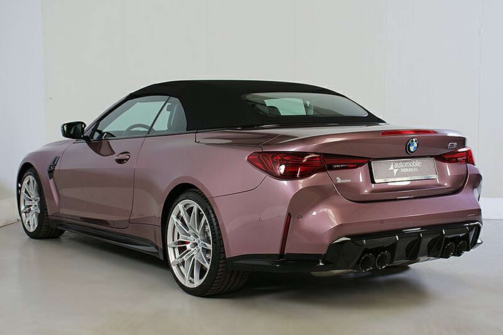 BMW M4 Cabriolet Individual M4 XDrive - 2024 - Joinsteer - #3