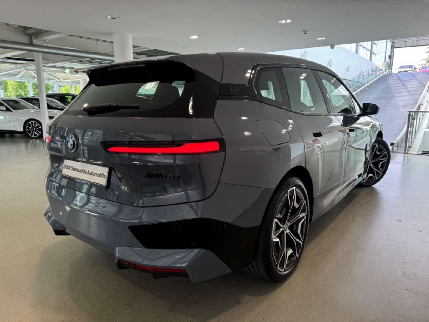 BMW IX M60 Luxe Électrique - 2023 - Joinsteer - #3