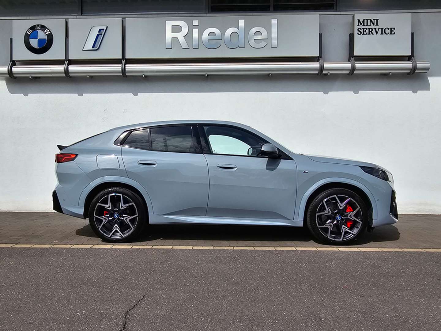 BMW IX2 M Sport XDrive30 - 2024 - Joinsteer - #2