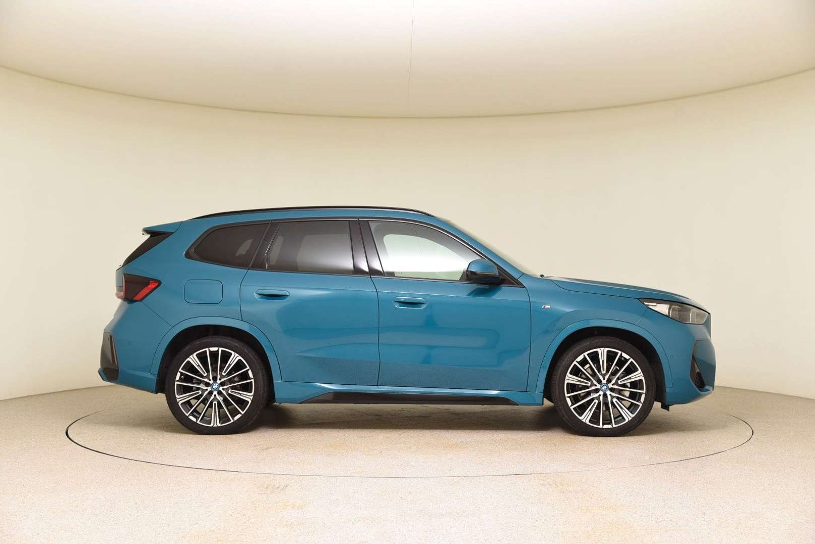 BMW IX1 M-Sport XDrive30 - 2023 - Joinsteer - #4