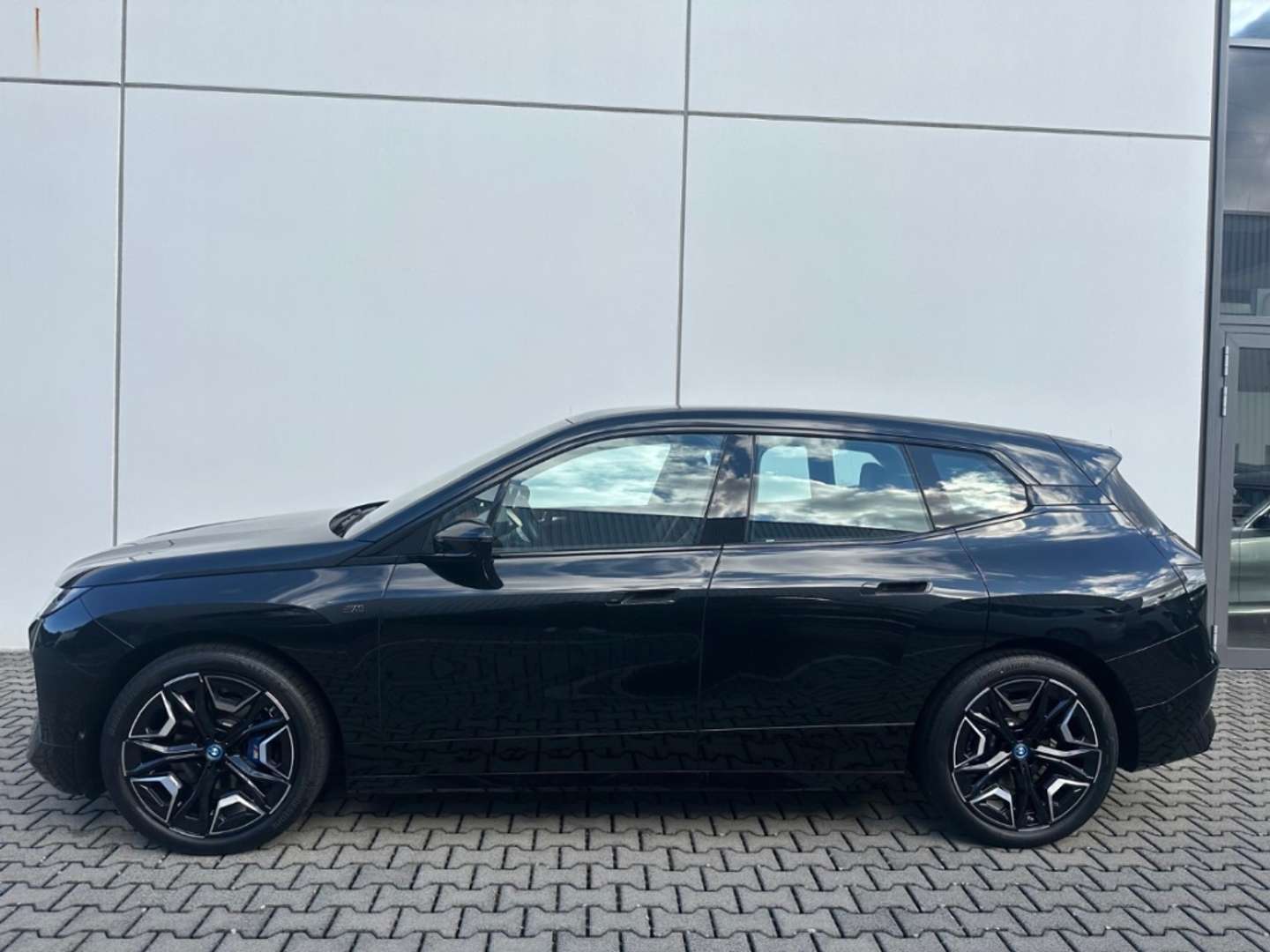 BMW IX M60 B&W M60 XDrive - 2024 - Joinsteer - #2