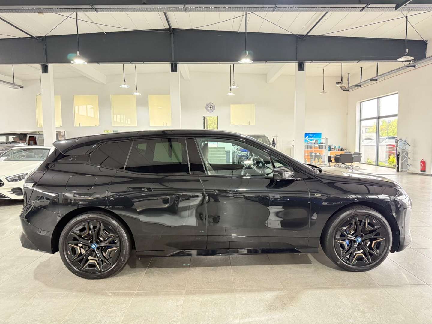 BMW IX M60 Individual Électrique - 2022 - Joinsteer - #5