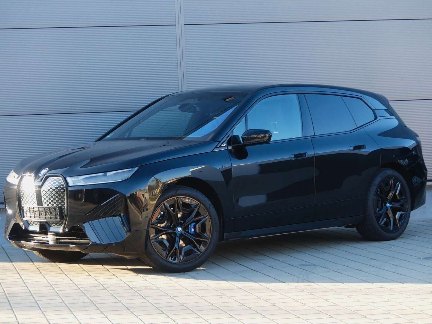BMW IX M60 B&W Électrique - 2022 - Joinsteer - #4