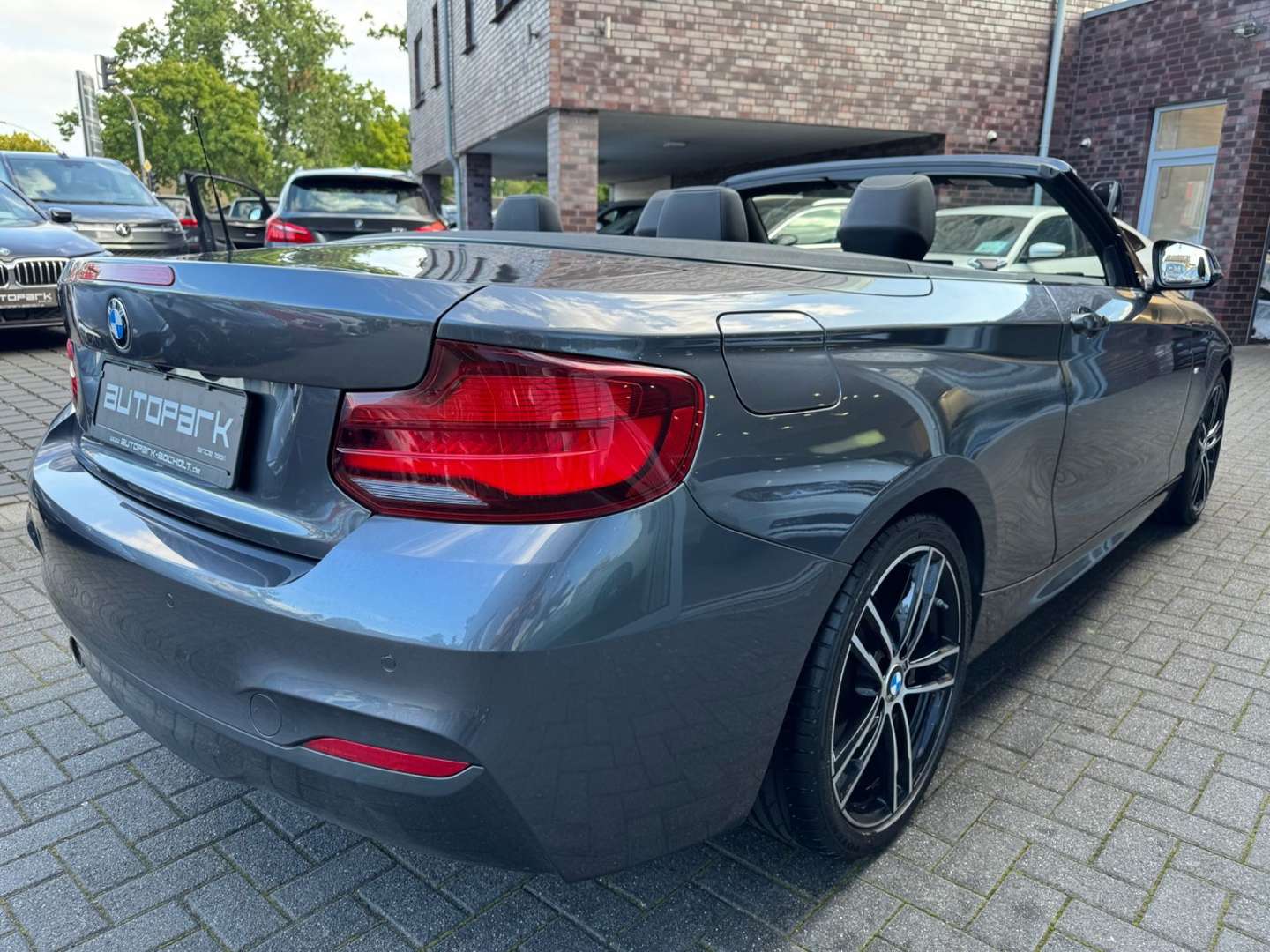 BMW Série 2 Cabriolet M Sport 220i - 2020 - Joinsteer - #4