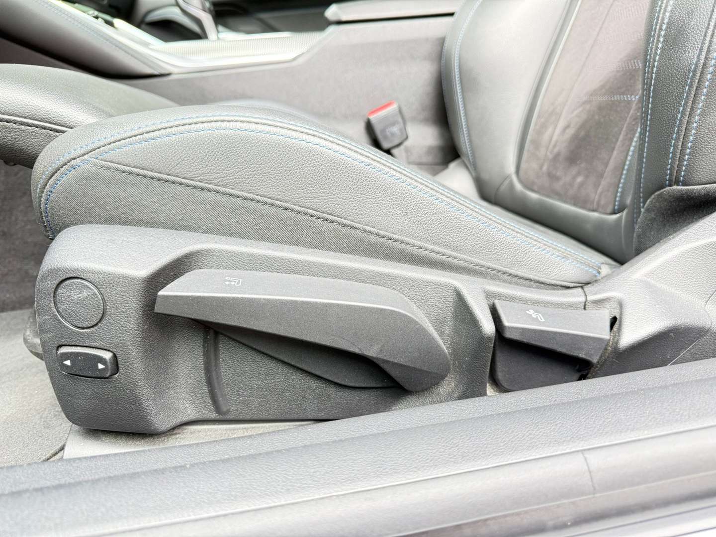 BMW Série 4 Coupé M Sport 420d - 2021 - Joinsteer - #9