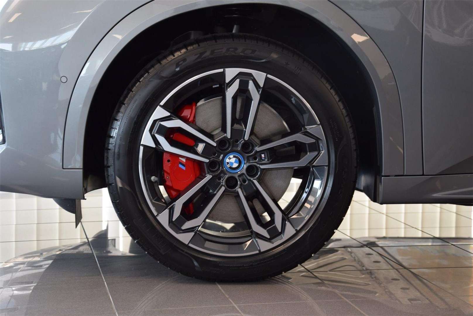 BMW IX2 XDrive30 - 2024 - Joinsteer - #6