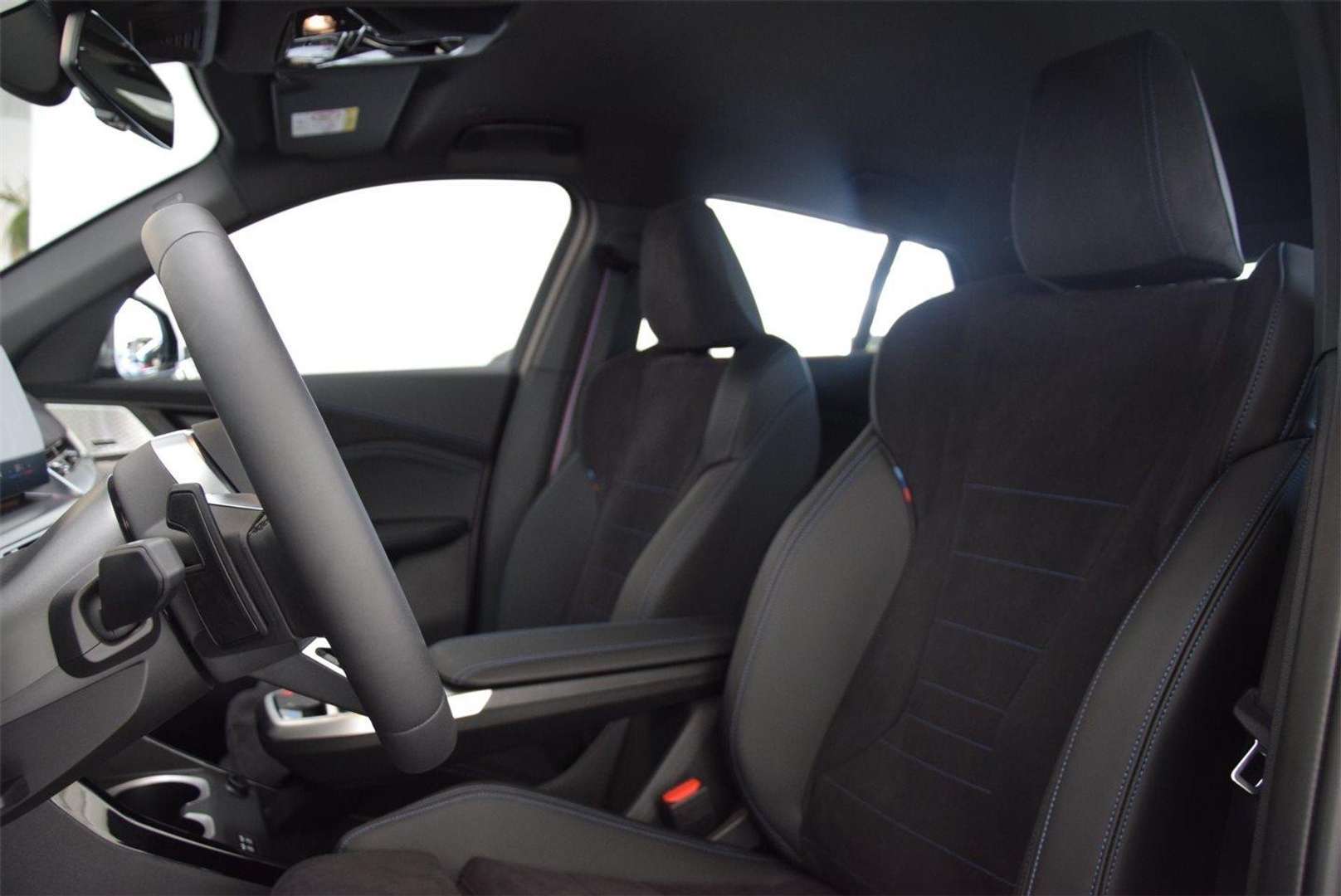 BMW IX2 XDrive30 - 2024 - Joinsteer - #10