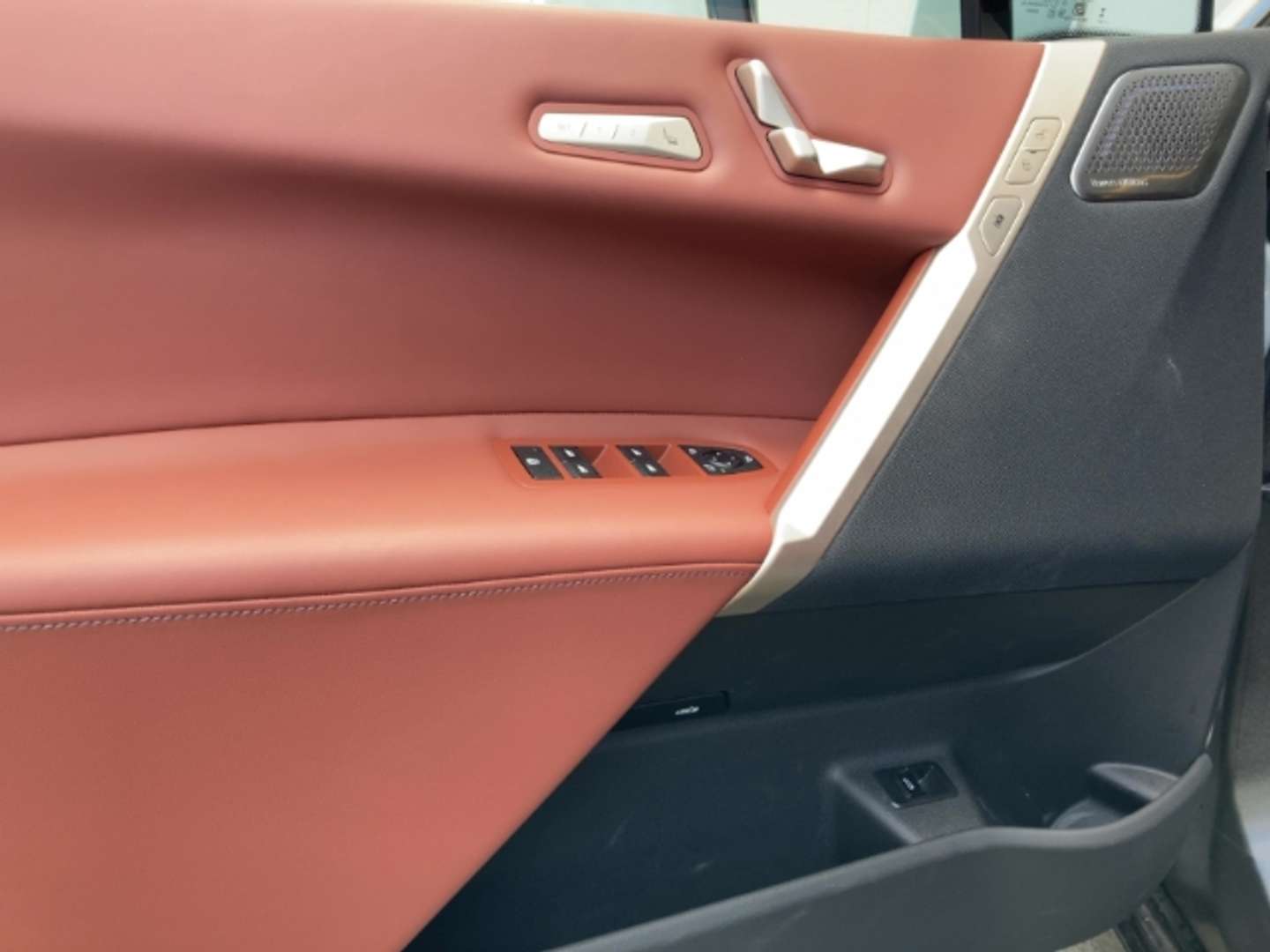 BMW IX M60 Luxe Électrique - 2023 - Joinsteer - #10