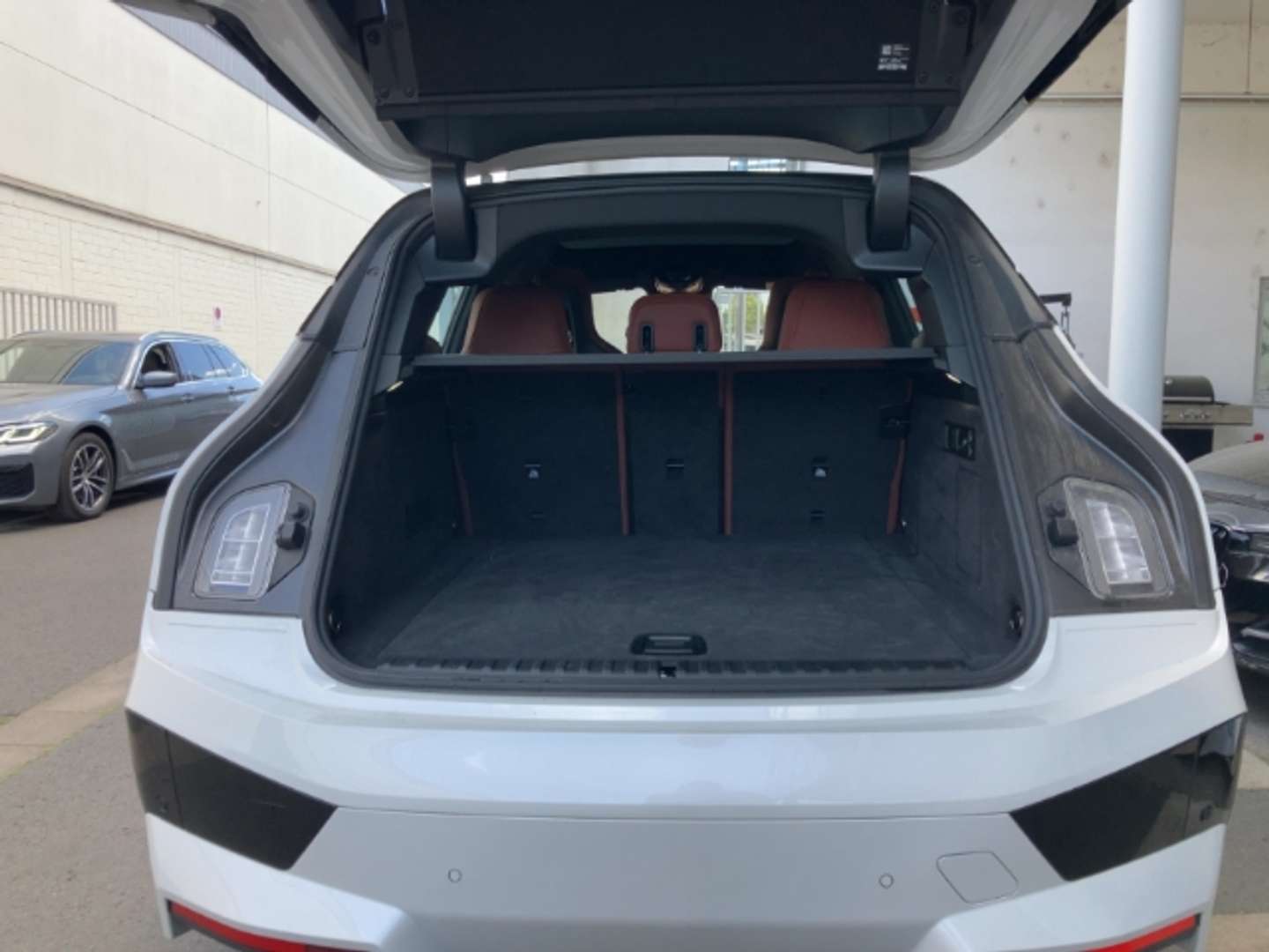 BMW IX M60 Luxe Électrique - 2023 - Joinsteer - #14