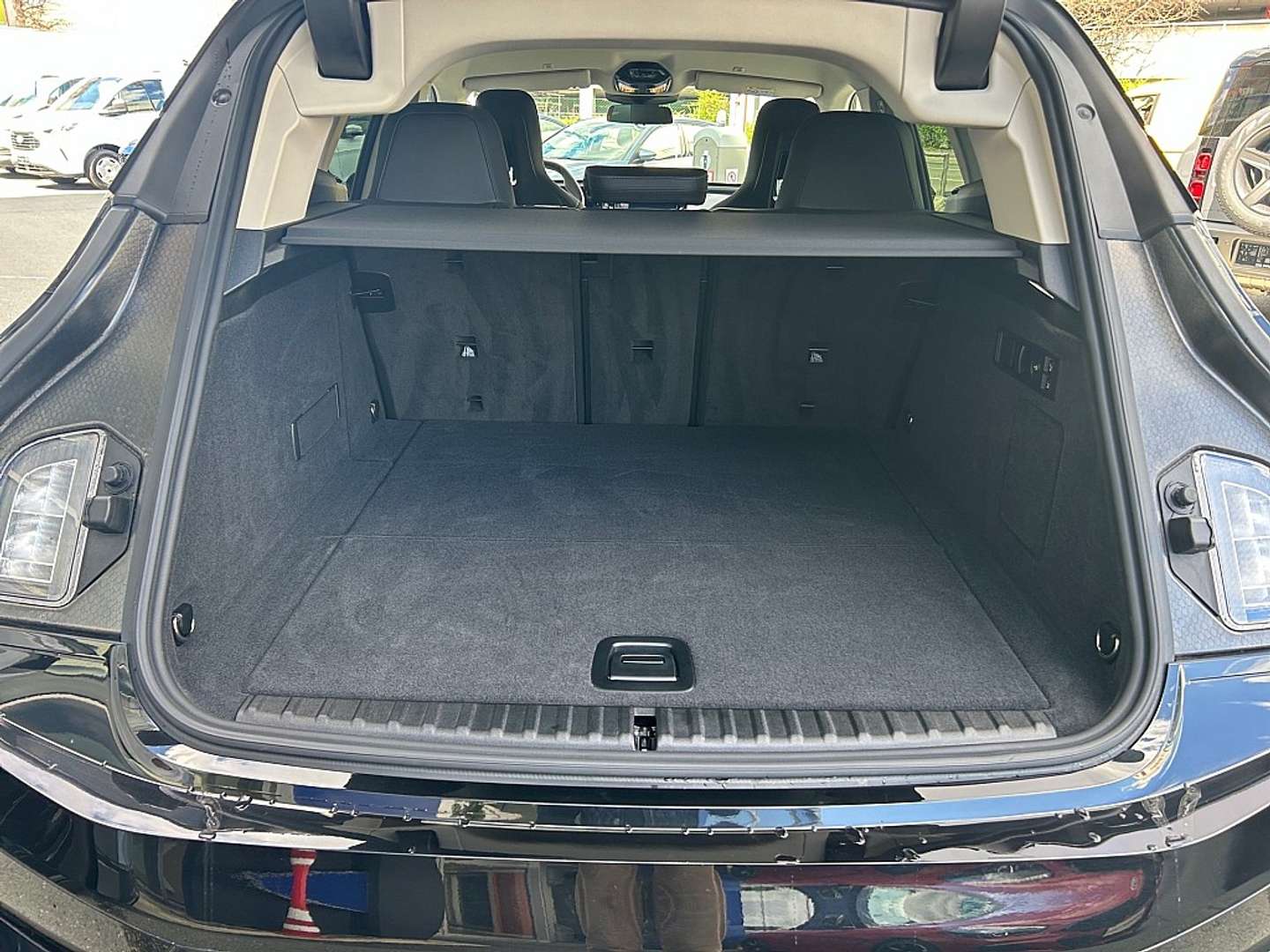BMW IX XDrive 40 - 2023 - Joinsteer - #10
