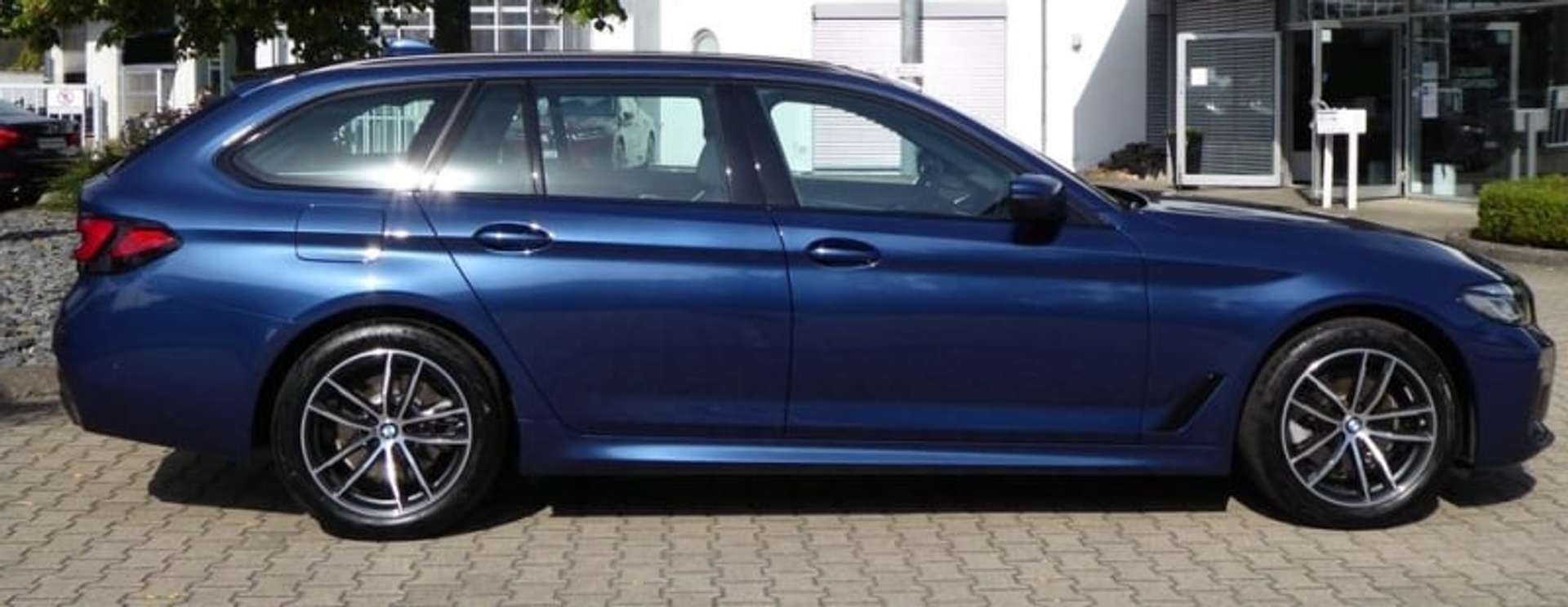 BMW Série 5 Msport 520d XDrive - 2022 - Joinsteer - #4