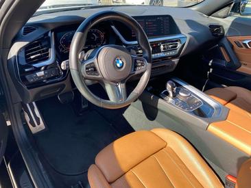 BMW Z4 2.0i M Sport — photo 8