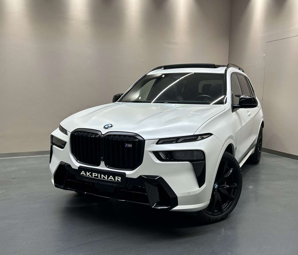 BMW X7 Exklusive M60 - 2023 - Joinsteer - #1