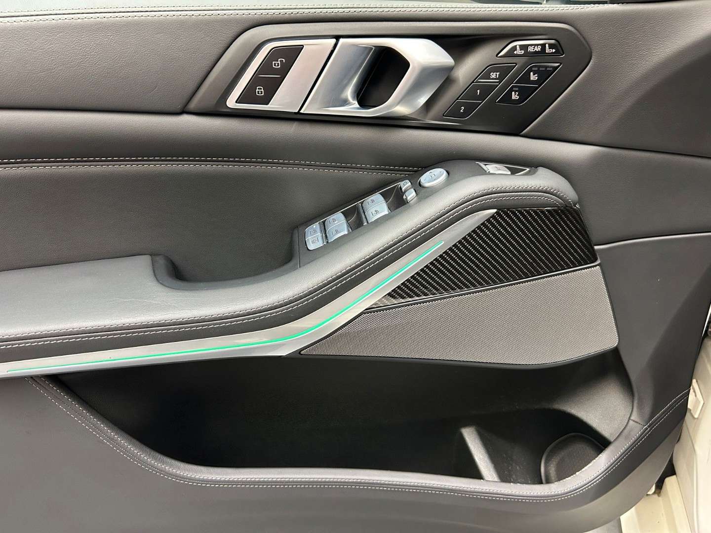 BMW X7 Exklusive M60 - 2023 - Joinsteer - #9