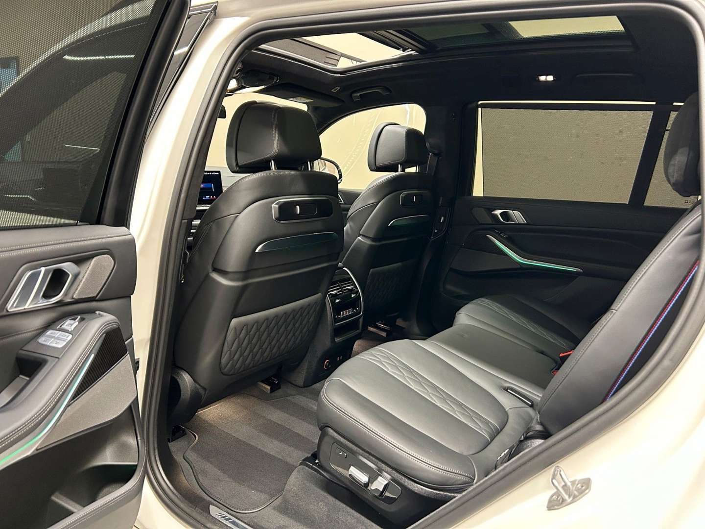 BMW X7 Exklusive M60 - 2023 - Joinsteer - #14