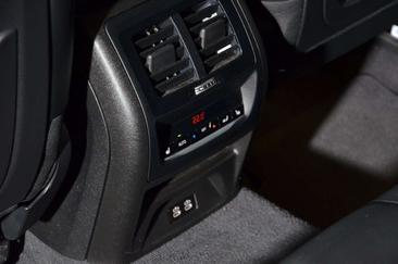 BMW X3 XDrive30d — photo 15