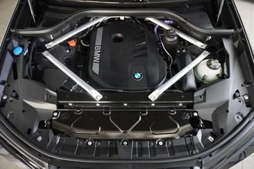 BMW X7 XDrive40i — photo 2