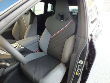 BMW IX XDrive45 — photo 18