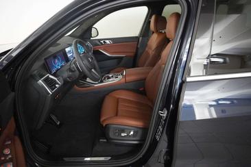 BMW X7 XDrive40i — photo 6