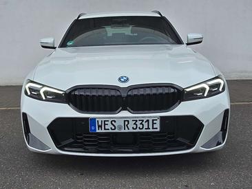 BMW Série 3 Touring 330e — photo 5